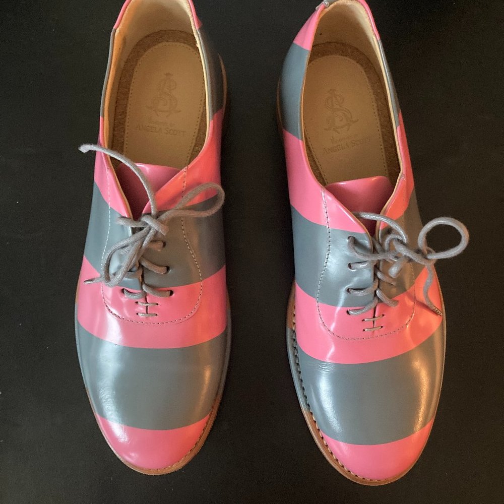 Italian Leather Oxford by the Offices of Angela Scott (Size 39)